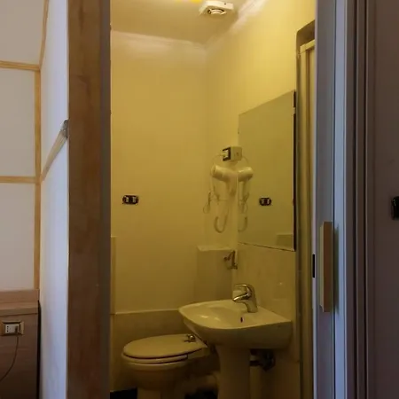 アルベルゴ アストロ ジェノヴァ