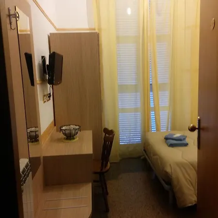 Otel Astro Cenova