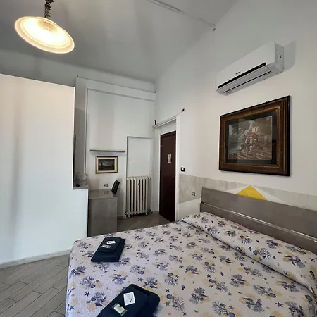 アルベルゴ アストロ ホテル *