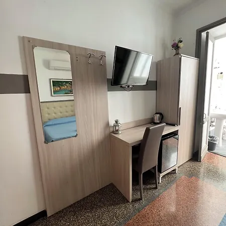 Hotel Astro Genua