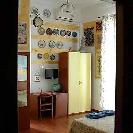 Astro Hotel *