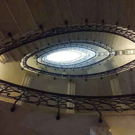 Astro Hotel