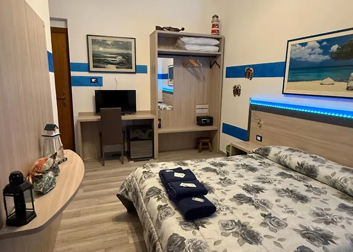 阿斯托酒店 酒店 *