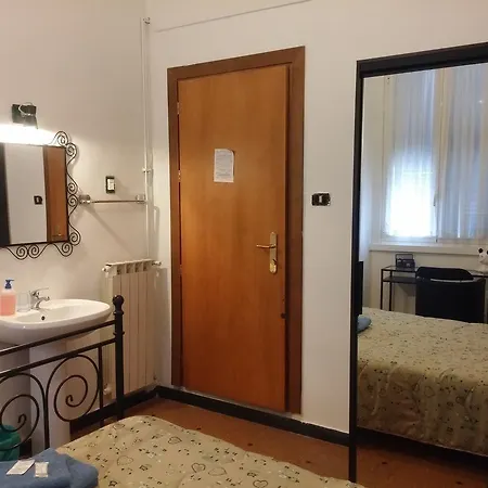 Astro Отель Генуя